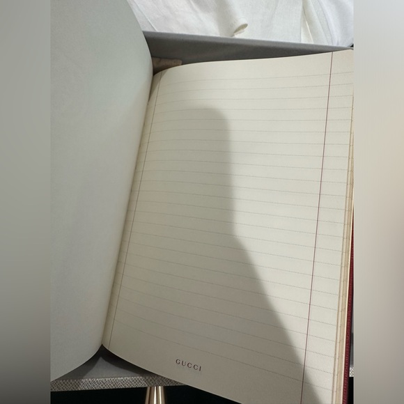 Gucci Notebook - Picture 6 of 14